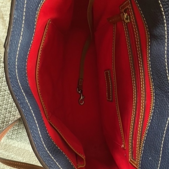 Dooney & Bourke Pebble Grain Lexington Bag - Picture 4 of 9